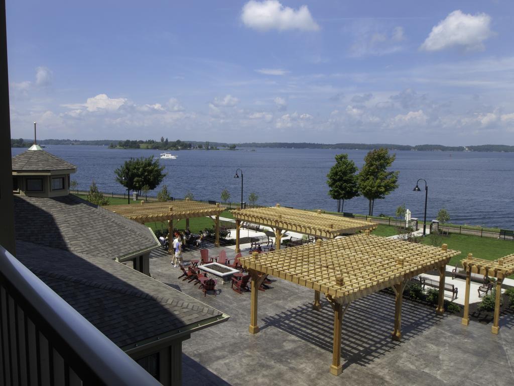 1000 Islands Harbor Hotel Clayton Ruang foto